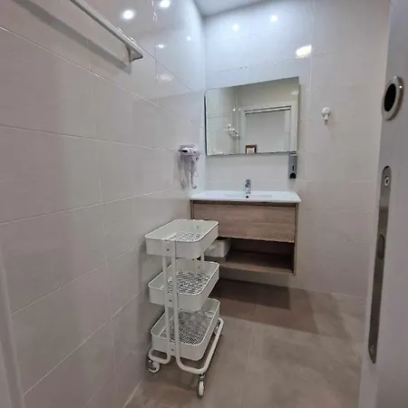 Apartment Moderno 4 En Calle Marmoles Malaga