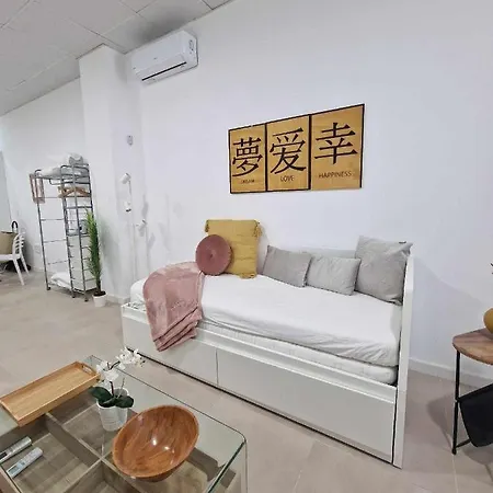 Apartment Moderno 4 En Calle Marmoles Malaga